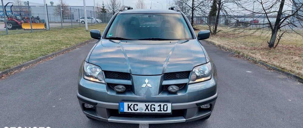 Mitsubishi Outlander cena 13999 przebieg: 206000, rok produkcji 2003 z Wrocław małe 466